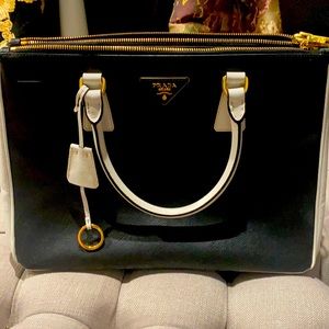 Prada Black/White Saffiano Lux Leather Medium Tote